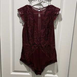 Elegant Lace Burgundy Babydoll